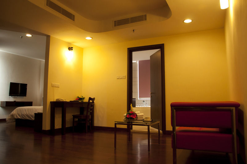 Travelodge Chinatown Kuala Lumpur Exterior photo